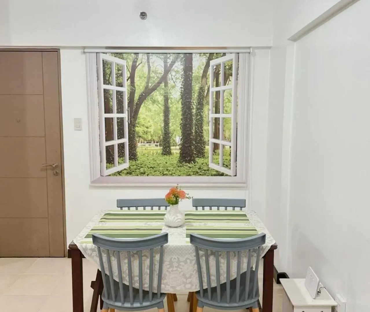 Tan Condo Las Piñas 0*,