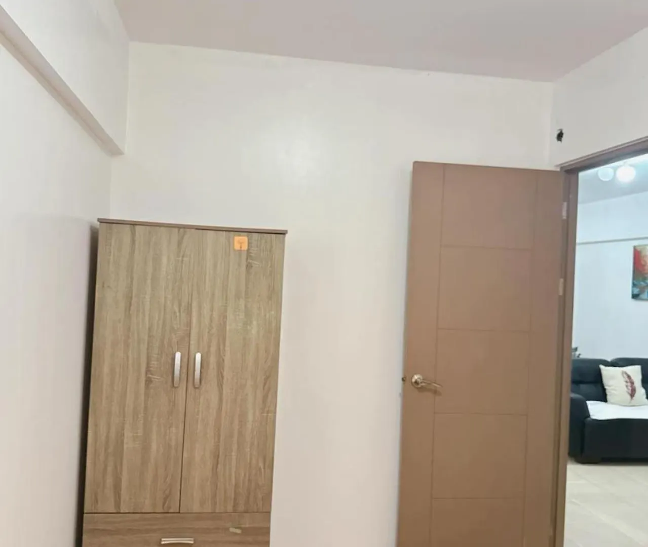 Tan Condo Las Pinas 0*,  Philippines
